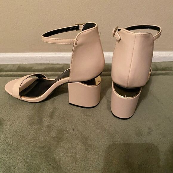 Qupid Sandals  - Picture 3 of 5